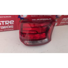 Lanterna Outlander 2011 A 2021 Ld Usada