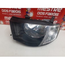 Farol L-200 Triton Le